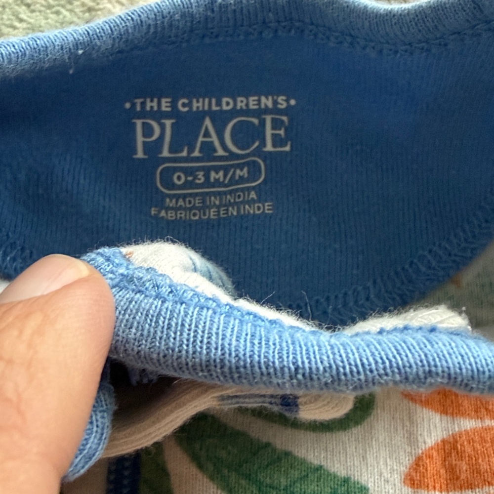 Set of Boy’s Onesies, Size 0-3 months - Picture 4 of 4